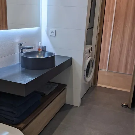 Luxe Avec Piscine Chauffee & Jacuzzi Prive - Cote D'azur Апартаменты Рокфор-ле-Пен