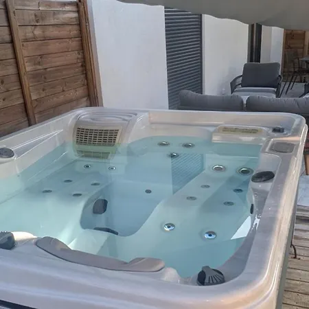 Luxe Avec Piscine Chauffee & Jacuzzi Prive - Cote D'azur Рокфор-ле-Пен